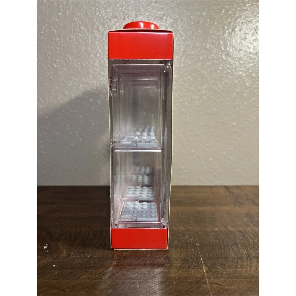 LEGO 4065 8 MINIFIGURE DISPLAY CASE RED 4 KNOBS STACKABLE 5006152 - Picture 2 of 6